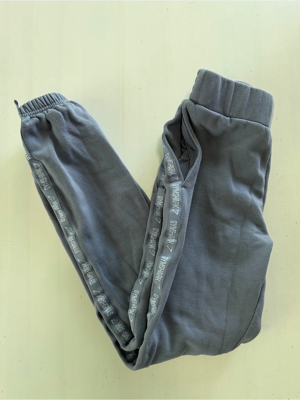 Gymshark Women's Gray Tapered Jogger Pants